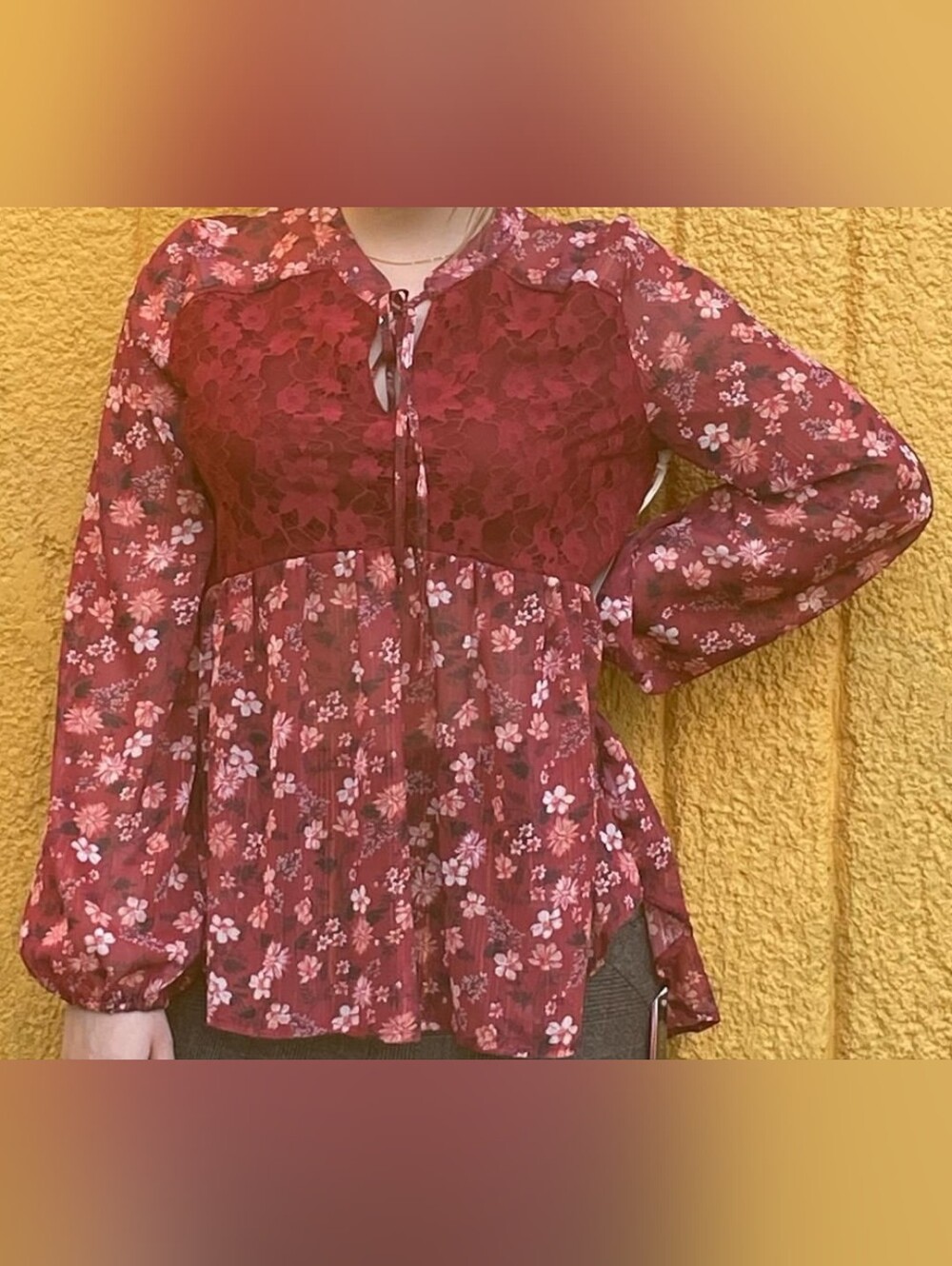 Farmers Market Womens Floral Lace Blouse - Picture 6 of 6